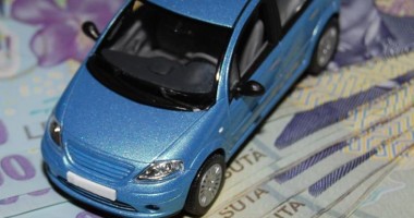 Stire din Eveniment : Taxa auto din 2012 va fi restituită. Deocamdată nu se știe când