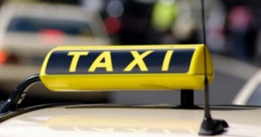 Stire din Eveniment : Polițiști de la Rutieră, înjurați de un taximetrist