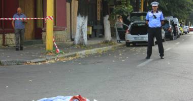 Imagini de groază. Teroare în centrul Constanței. Taximetrist înjunghiat, atacatorul - mort! - 3