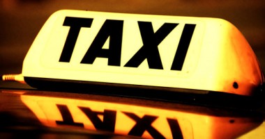 Stire din Social : Licitație publică pentru taxiurile care pot intra să preia comenzi din curtea Spitalului Județean Constanța
