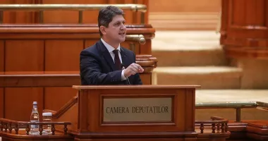 Stire din Politică-Administrație : Senatul a marcat Ziua solidarității româno-polone. „Parteneriatul strategic este mai valoros ca oricând”