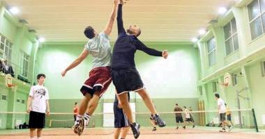 Stire din Sport : Tenis Club Idu găzduiește "Sunday Basketball - Ediția de Crăciun"