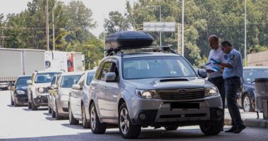 Stire din Actualitate : Țeapa pe care au vrut să o dea unor turiști români doi polițiști bulgari