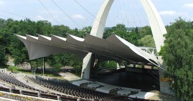 Teatrul de Vară din Mamaia stă să cadă. Îl renovăm cu milioane de euro sau construim altul nou? - 4