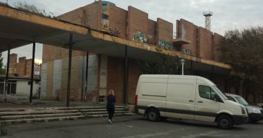 "Ping-pong" între Primărie și CJC cu Teatrul  de Vară din Mamaia. Clădirea a ajuns o ruină - 8