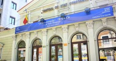 Stire din Cultură-Educație : "Cea mai frumoasă soție" și "Titanic Vals", pe scena  Teatrului de Stat