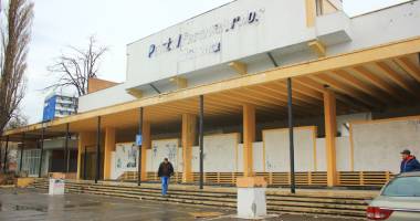 Stire din Social : Scapă de ruină Teatrul de Vară din Mamaia și Teatrul Soveja? Primăria Constanța  le vrea în curtea ei