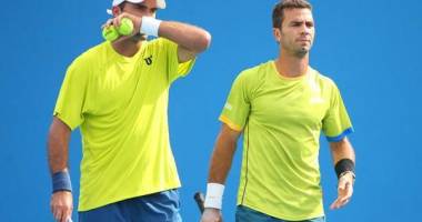 Stire din Sport : Tenis, Australian Open / Tecău și Rojer joacă în această noapte în semifinală