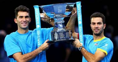 Stire din Sport : Galerie foto / PERFORMANȚĂ EXTRAORDINARĂ! Tecău și Rojer, câștigătorii Turneului Campionilor