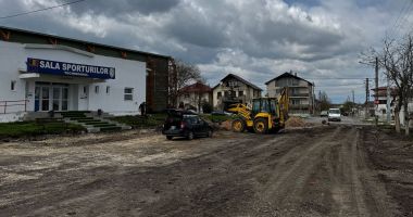Primăria Techirghiol continuă proiectul de asfaltare din localitate