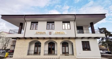 Stire din Politică-Administrație : Primăria Techirghiol oferă tichete sociale pentru Paşte