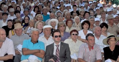 Peste 150 de cetățeni din Techirghiol au primit diplome de excelență - 3