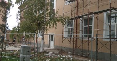 Stire din Politică-Administrație : Primarul oraşului Techirghiol, Iulian Soceanu: „Elevii liceului Emil Racoviţă vor continua şcoala online”