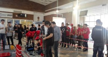 Elevii Liceului  de Telecomunicații Constanța, în cursă  la Campionatul  Național de Robotică - 3