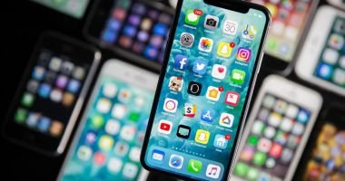 Stire din Actualitate : Noua escrocherie căreia îi cad pradă românii. Cum sunt "vândute" telefoane cu 49 de lei