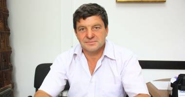 Stire din Politică-Administrație : "Locuitorii din satul Ștefan cel Mare  vor avea  un cămin cultural"