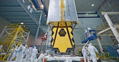 Stire din Actualitate : Telescopul Hubble, înlocuit după 20 de ani