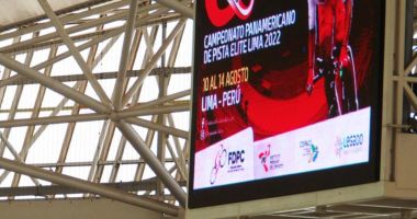 Stire din Actualitate : Un român și-a cumpărat de Black Friday un TELEVIZOR de 148.000 de euro