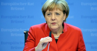 Stire din Actualitate : Tema refugiaților îngreunează negocierile Angelei Merkel cu posibilii parteneri de coaliție