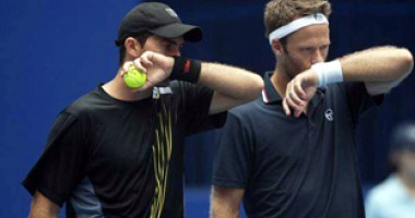 Stire din Sport : Horia Tecău, eliminat din Turneul Campionilor