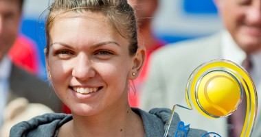 Stire din Sport : Simona Halep: "Sper să câștig cât mai multe turnee și să o ajung pe Virginia Ruzici"