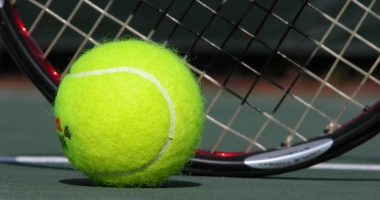 Stire din Sport : TENIS / Kuznețova și Vesnina, în finală la Indian Wells