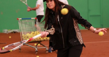Sorana Cârstea, Simona Halep și Horia Tecău, alături de micuții tenismeni - 4