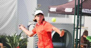 Stire din Sport : România s-a calificat în semifinalele calificărilor Campionatului European de tenis individual de vară U16, de la Tenis Club Bright