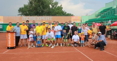 Stire din Sport : Cine sunt campionii Cupei CELCO la tenis