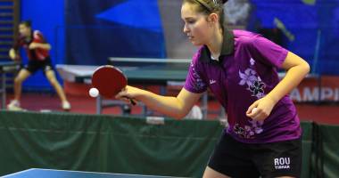 Stire din Sport : Tenis de masă: Meci important pentru junioarele României