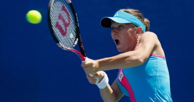 Stire din Sport : Simona Halep s-a retras în turul doi al calificărilor de la Dubai