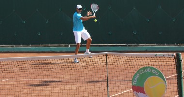 Stire din Sport : Tenis / Veteranii tenisului se confruntă la Mamaia