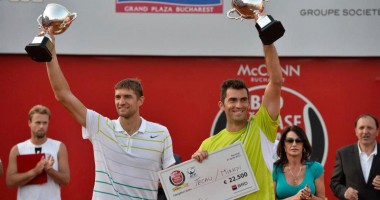 Stire din Sport : Horia Tecău și Max Mîrnîi, câștigători ai trofeului BRD Năstase - Țiriac Trophy