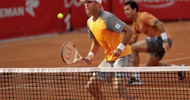 Stire din Sport : Tenis: Tecău și Rojer, calificați în semifinalele de dublu la Shenzhen