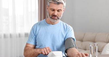 Stire din Sănătate : Monitorizaţi-vă atent tensiunea arterială! Preveniţi apariţia bolilor!