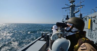 Stire din Actualitate : Tensiuni în zona Mării Negre. De la Rusia agresivă, la interesele americanilor