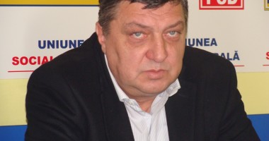 Stire din Politică-Administrație : Teodor Atanasiu ar putea fi candidatul PNL la șefia Senatului