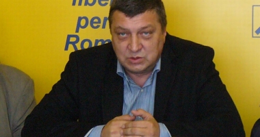 Stire din Politică-Administrație : Teodor Atanasiu, șeful de campanie al lui Marian Munteanu