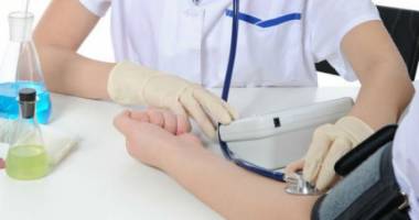 Stire din Sănătate : Terapia fără interferon pentru hepatita C, marea provocare a anului 2015