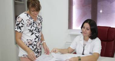 Stire din Sănătate : Terapia cu unde de șoc reduce durerile de oase