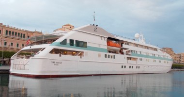 Luxuriantul "Tera Moana" acostează pentru prima oară în portul Constanța - 2