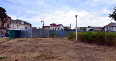 Clădire de patru etaje, vizavi de Lupoaică! Ce vrea să construiască familia Bucovală în zona istorică - 7