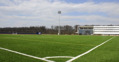 Stire din Sport : Antrenorul unei echipe de fotbal, în stare gravă după ce a fost bătut de un tânăr
