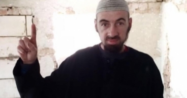 Stire din Eveniment : ROMÂN SUSPECTAT DE TERORISM, RIDICAT DE DIICOT. AR FI ADERAT LA ISIS