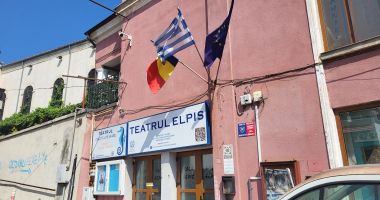 Stire din Cultură-Educație : Colectivul Teatrului ”Căluțul de mare”: „La mulți ani ziarului Cuget Liber la împlinirea a 80 de ani de la înființare!”