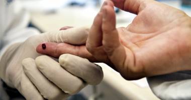 Stire din Sănătate : Testare gratuită pentru hepatită și HIV, până la sfârșitul anului