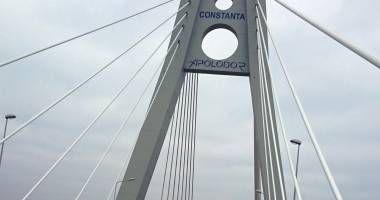 Galerie foto. Podul rutier la kilometrul 0+540 al Canalului Dunăre-Marea Neagră, la final. Cum arată cel mai mare pod hobanat din România - 4