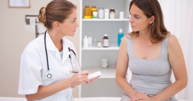 Stire din Sănătate : Testul Papanicolau, o enigmă pentru paciente, dar și pentru medicii de familie. De ce nu merg femeile la specialist