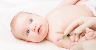 Stire din Social : Un vaccin important lipsește din cabinetele medicilor de familie. Părinții sunt panicați!