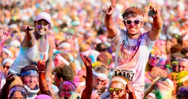 Stire din Social : O nouă ediție Color Run, sâmbătă, în Mamaia
